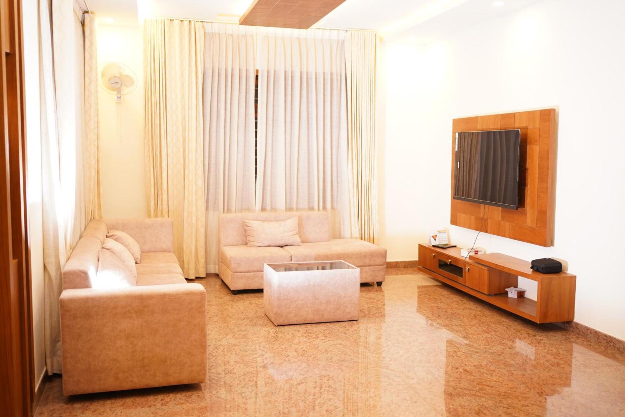 Nandhanam Holidays Kannur Exteriör bild