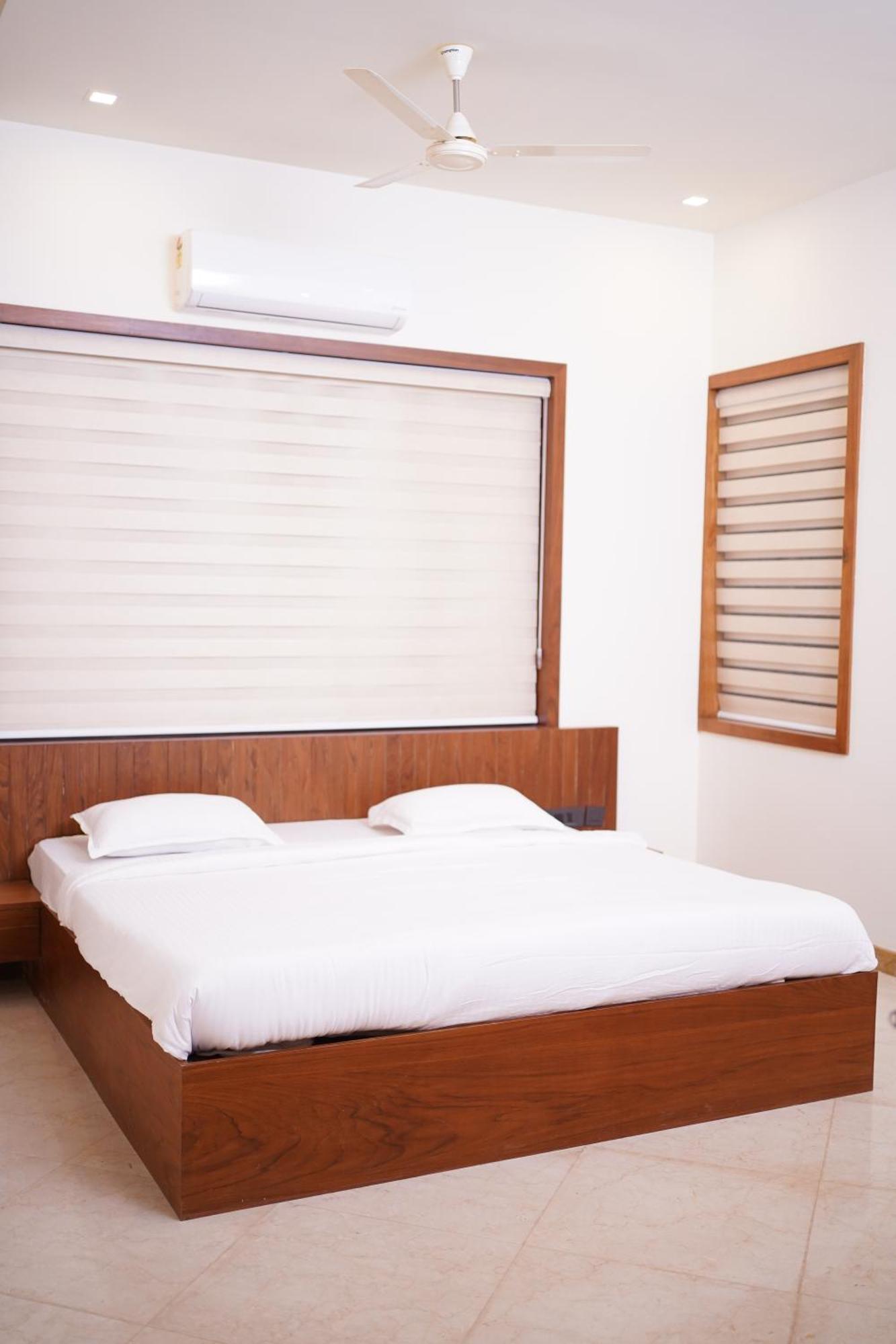 Nandhanam Holidays Kannur Exteriör bild